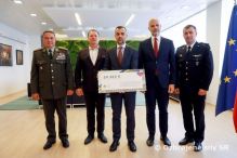 Vojaci vyzbierali v rámci humanitárnej zbierky 24 365 eur na pomoc Ukrajine 
